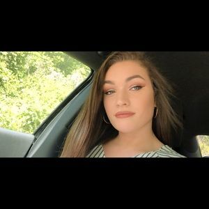 Meet your Posher, Natalee